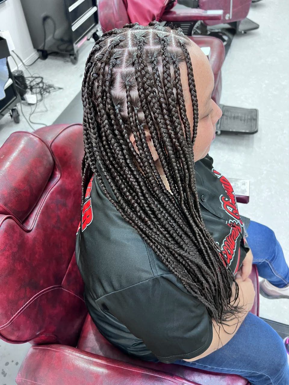 Long knotless box braids